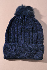 GORROS DE POM POM DE MODA